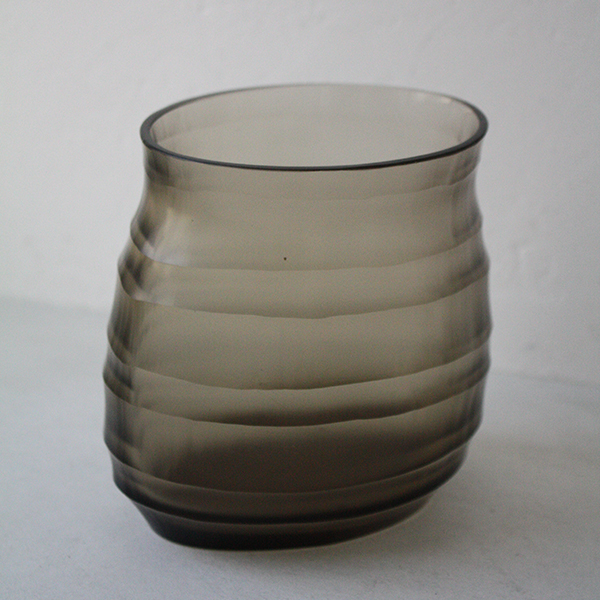 MATHURA S【smokegrey】のイメージ画像