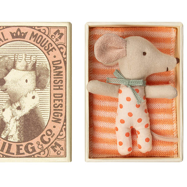 赤ちゃんネズミ/女の子 イメージ画像1