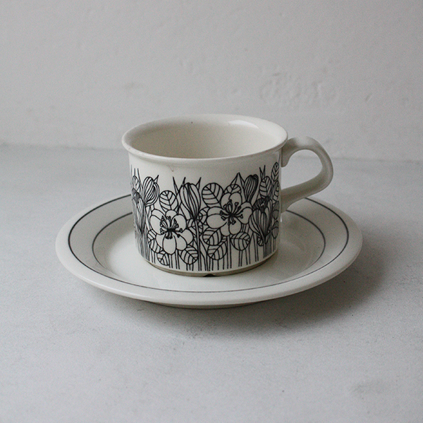 Krokus（クロッカス）モノクロ コーヒーカップ＆ソーサー イメージ画像1
