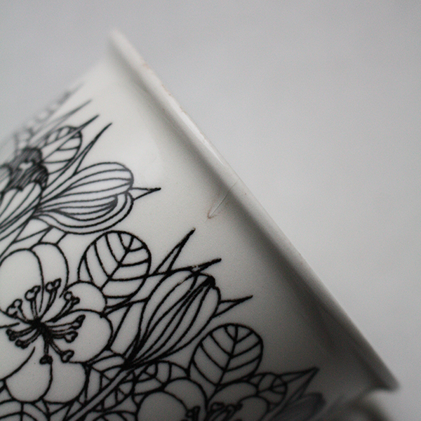 Krokus（クロッカス）モノクロ コーヒーカップ＆ソーサー イメージ画像4