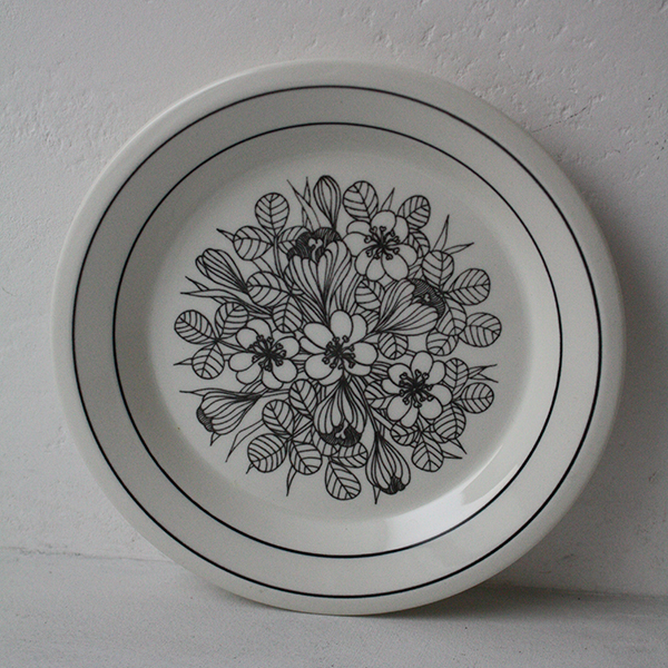 Krokus（クロッカス）モノクロ プレート 17㎝ イメージ画像3
