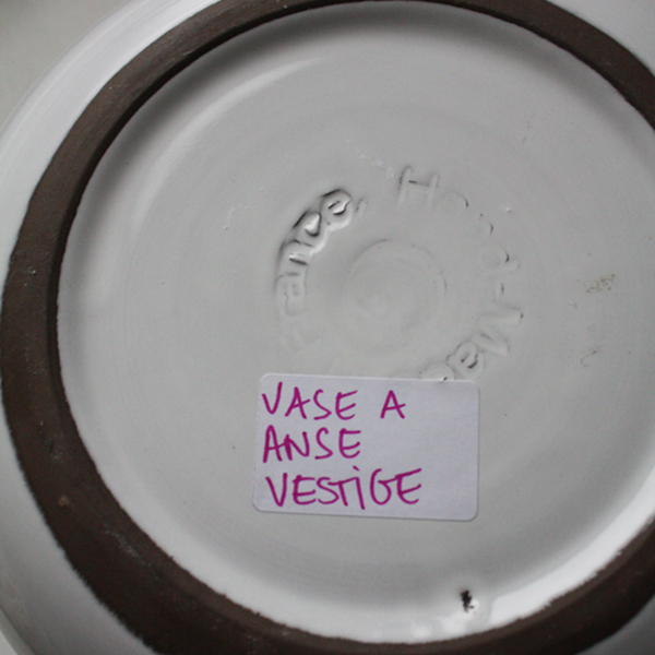 【Vestige】持ち手付きベース イメージ画像2