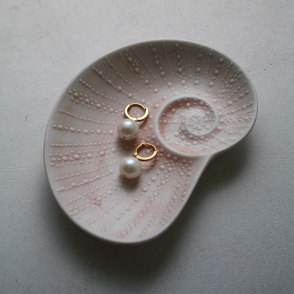 シェルプレート【アオイ】ピンク イメージ画像1