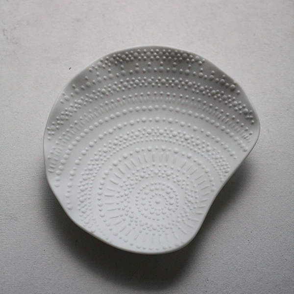 シェルプレート【シャコ】ホワイト