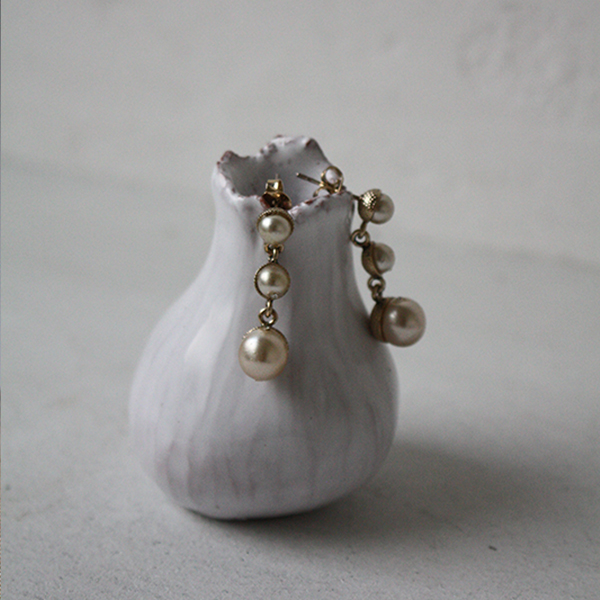 ヴィンテージガラスパール3連ピアス