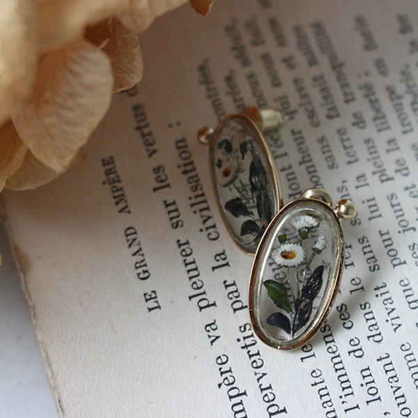 デイジーヴィンテージガラスピアス イメージ画像5