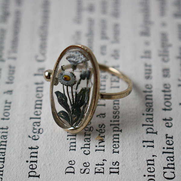デイジーヴィンテージガラスリングのイメージ画像