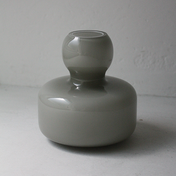 マリメッコ　フラワーベース【グレー】