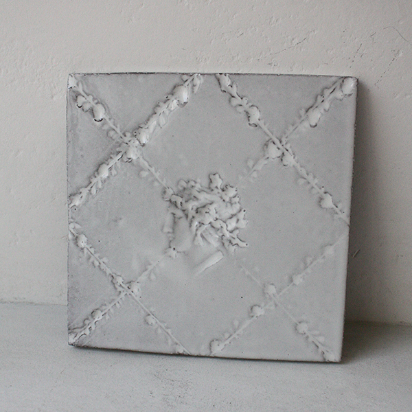 エンパイア　タイル