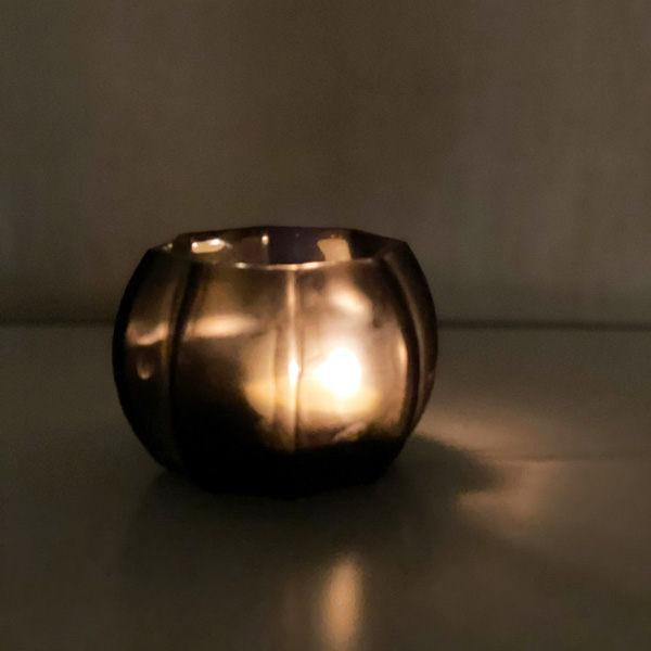 KOONAM TEALIGHT【indigo/smokegrey】