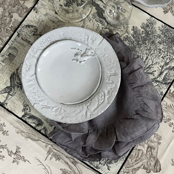 BORGO DELLE TOVAGLIE　フリルナプキン 【ghiaia】