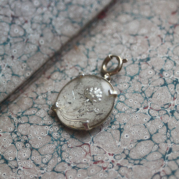 ヴィンテージガラスチャーム イメージ画像2