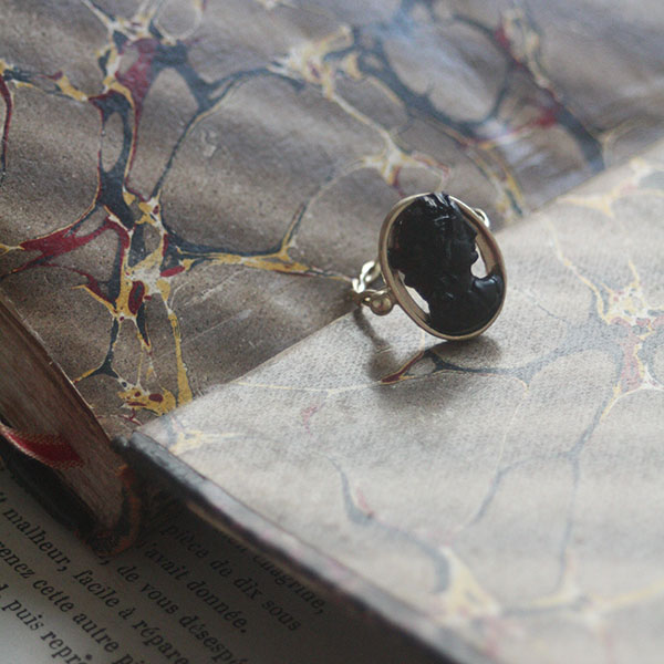 ブラックカメオリング イメージ画像1
