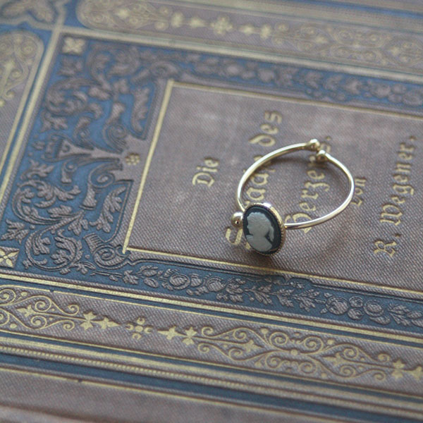 カメオリング【freesize-navy】のイメージ画像