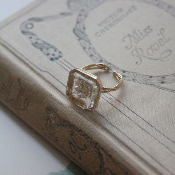 ヴィンテージガラスボタンリングB イメージ画像1