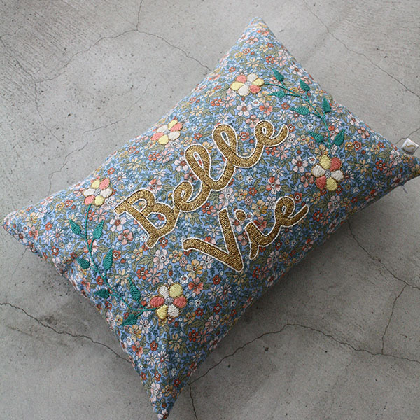 刺繍クッション【Belle Vie】 イメージ画像1
