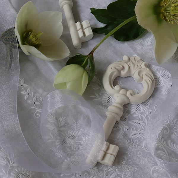 セインティッドデコ 鍵【マーキーズの香り】 イメージ画像1